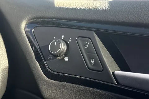 33 of 40 for VOLKSWAGEN GOLF 1.5 TSI EVO 150 GT 5dr DSG