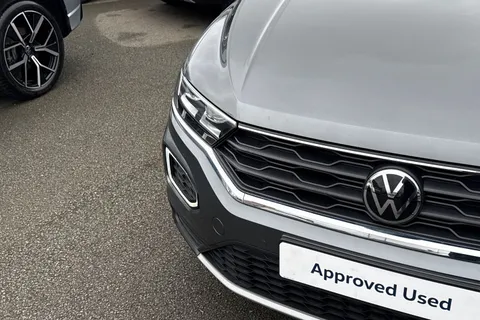 AU21VBC Volkswagen T-Roc 1.5 TSI EVO SEL 5dr DSG Thumbnail #37