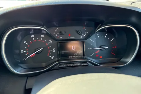 YT22OVZ Citroën C3 Aircross 1.2 PureTech Shine Plus Euro 6 (s/s) 5dr Thumbnail #41