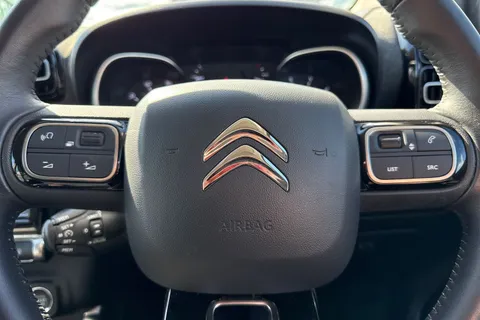 YT22OVZ Citroën C3 Aircross 1.2 PureTech Shine Plus Euro 6 (s/s) 5dr Thumbnail #42