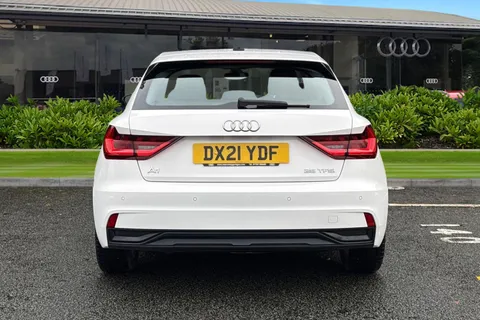 4 of 45 for Audi A1 Sport 25 TFSI 95 PS 5-speed