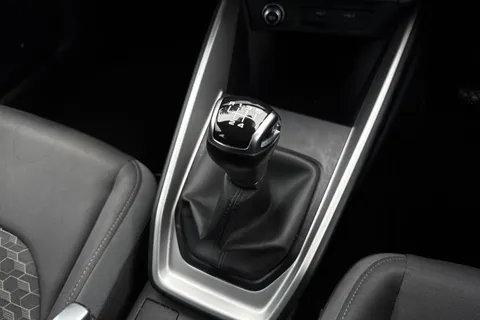 23 of 45 for Audi A1 Sport 25 TFSI 95 PS 5-speed