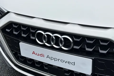 25 of 45 for Audi A1 Sport 25 TFSI 95 PS 5-speed