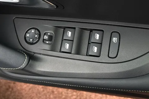 PK72ZDY PEUGEOT e-2008 50kWh GT Auto 5dr (7kW Charger) Thumbnail #22