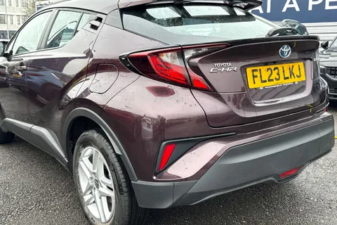 FL23LKJ Toyota C-Hr 1.8 VVT-h Icon CVT Euro 6 (s/s) 5dr Thumbnail #9