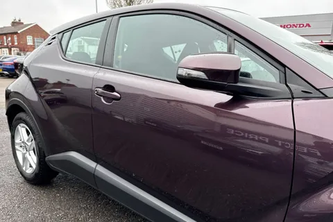 FL23LKJ Toyota C-Hr 1.8 VVT-h Icon CVT Euro 6 (s/s) 5dr Thumbnail #28