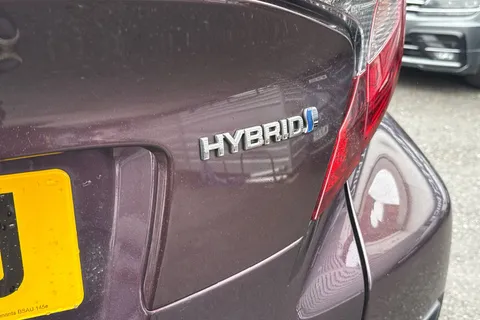 FL23LKJ Toyota C-Hr 1.8 VVT-h Icon CVT Euro 6 (s/s) 5dr Thumbnail #30