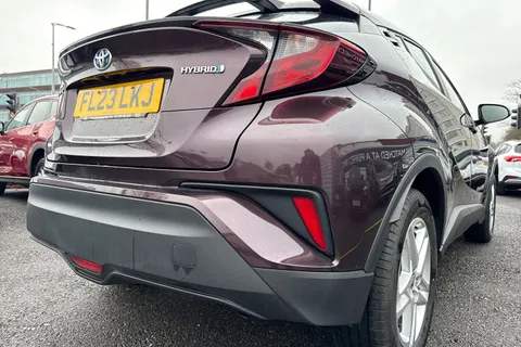 FL23LKJ Toyota C-Hr 1.8 VVT-h Icon CVT Euro 6 (s/s) 5dr Thumbnail #34