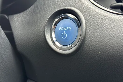 FL23LKJ Toyota C-Hr 1.8 VVT-h Icon CVT Euro 6 (s/s) 5dr Thumbnail #37