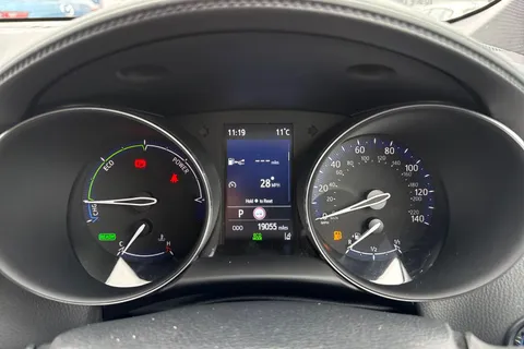 FL23LKJ Toyota C-Hr 1.8 VVT-h Icon CVT Euro 6 (s/s) 5dr Thumbnail #44