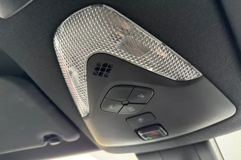 FL23LKJ Toyota C-Hr 1.8 VVT-h Icon CVT Euro 6 (s/s) 5dr Thumbnail #47