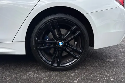 DU69VYC BMW 4 Series Gran Coupe 2.0 420d M Sport Auto xDrive Euro 6 (s/s) 5dr Thumbnail #8