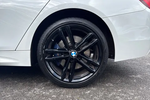 DU69VYC BMW 4 Series Gran Coupe 2.0 420d M Sport Auto xDrive Euro 6 (s/s) 5dr Thumbnail #23