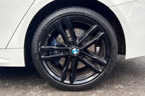 DU69VYC BMW 4 Series Gran Coupe 2.0 420d M Sport Auto xDrive Euro 6 (s/s) 5dr Thumbnail #25