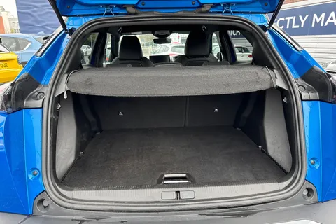 7 of 63 for PEUGEOT e-2008 50kWh GT Auto 5dr (7kW Charger)