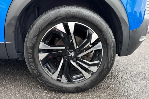 12 of 63 for PEUGEOT e-2008 50kWh GT Auto 5dr (7kW Charger)