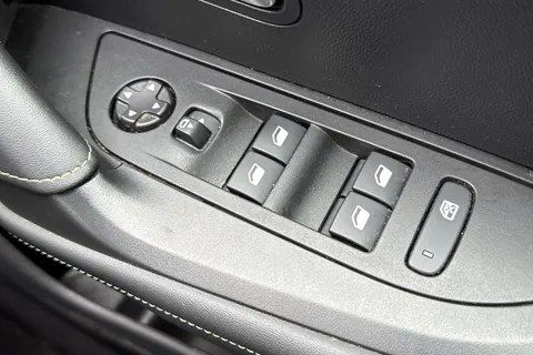 41 of 63 for PEUGEOT e-2008 50kWh GT Auto 5dr (7kW Charger)