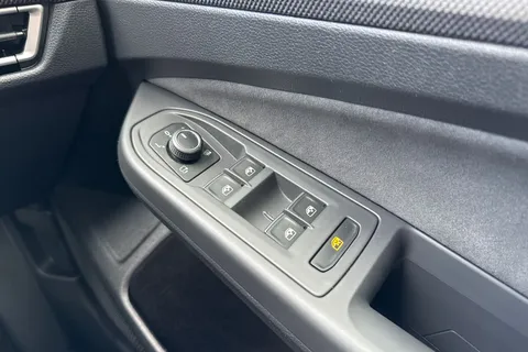 KP25WZL Volkswagen Golf 1.5 TSI 150 R-Line ⭐Tilting and sliding panoramic sunroof,  18' 'Leeds' All Thumbnail #22