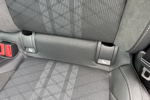 KP25WZL Volkswagen Golf 1.5 TSI 150 R-Line ⭐Tilting and sliding panoramic sunroof,  18' 'Leeds' All Thumbnail #35