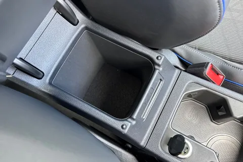 KP25WZL Volkswagen Golf 1.5 TSI 150 R-Line ⭐Tilting and sliding panoramic sunroof,  18' 'Leeds' All Thumbnail #42