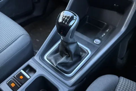 CA70DDY Volkswagen Caddy 2.0 TDI 102PS Commerce Pro Van [Tech Pack] Thumbnail #23