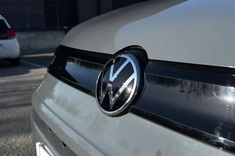 CA70DDY Volkswagen Caddy 2.0 TDI 102PS Commerce Pro Van [Tech Pack] Thumbnail #25