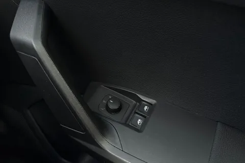 18 of 41 for SEAT Ibiza 1.0 MPI SE Euro 6 (s/s) 5dr