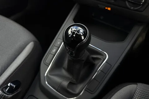 20 of 41 for SEAT Ibiza 1.0 MPI SE Euro 6 (s/s) 5dr