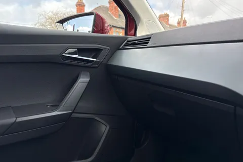 37 of 41 for SEAT Ibiza 1.0 MPI SE Euro 6 (s/s) 5dr