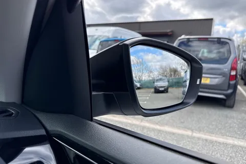 BA73YYO Volkswagen T-Cross 1.0 TSI 110 Black Edition 5dr DSG⭐ Winter Pack⭐ Thumbnail #38