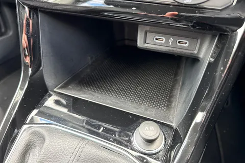 BA73YYO Volkswagen T-Cross 1.0 TSI 110 Black Edition 5dr DSG⭐ Winter Pack⭐ Thumbnail #39