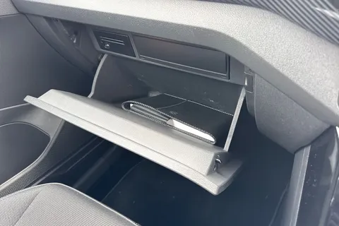 BA73YYO Volkswagen T-Cross 1.0 TSI 110 Black Edition 5dr DSG⭐ Winter Pack⭐ Thumbnail #42