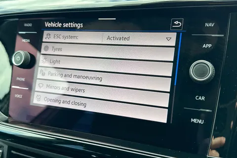 BA73YYO Volkswagen T-Cross 1.0 TSI 110 Black Edition 5dr DSG⭐ Winter Pack⭐ Thumbnail #52