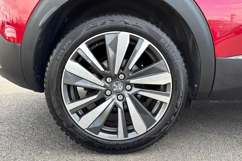 11 of 67 for PEUGEOT 3008 1.2 PureTech GT Line Euro 6 (s/s) 5dr