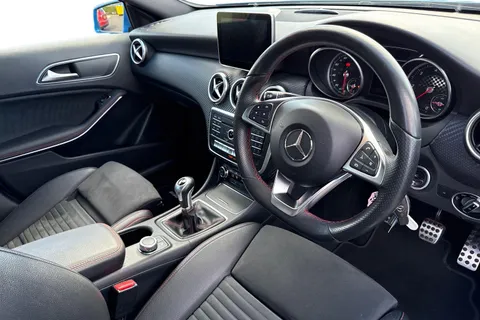 LS16ZKY Mercedes-Benz A Class 2.1 A200d AMG Line Euro 6 (s/s) 5dr Thumbnail #15