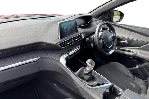 15 of 67 for PEUGEOT 3008 1.2 PureTech GT Line Euro 6 (s/s) 5dr