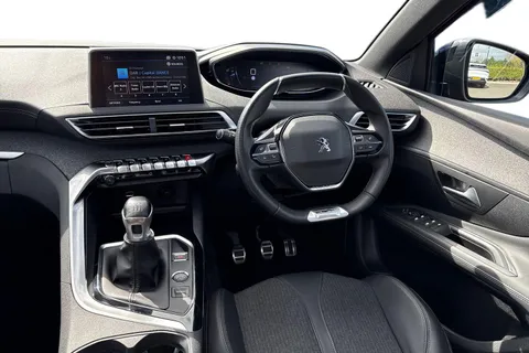 18 of 67 for PEUGEOT 3008 1.2 PureTech GT Line Euro 6 (s/s) 5dr