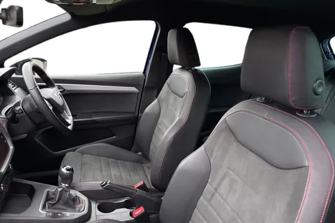 16 of 40 for SEAT Ibiza 1.0 TSI FR Sport Euro 6 (s/s) 5dr GPF