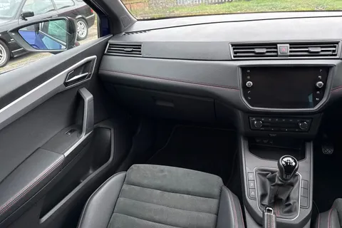 20 of 40 for SEAT Ibiza 1.0 TSI FR Sport Euro 6 (s/s) 5dr GPF