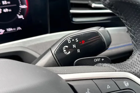 KY74WKZ Volkswagen Passat 1.5 TSI eHybrid 204PS R-Line 5dr DSG Thumbnail #24