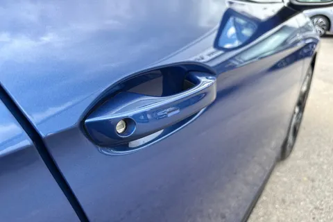 KY74WKZ Volkswagen Passat 1.5 TSI eHybrid 204PS R-Line 5dr DSG Thumbnail #31