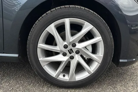 10 of 40 for SEAT Ibiza 1.0 TSI FR Euro 6 (s/s) 5dr