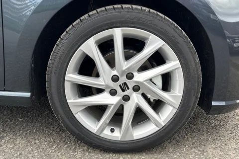 11 of 40 for SEAT Ibiza 1.0 TSI FR Euro 6 (s/s) 5dr