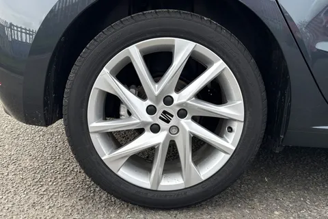 13 of 40 for SEAT Ibiza 1.0 TSI FR Euro 6 (s/s) 5dr