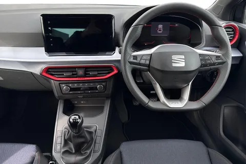 18 of 40 for SEAT Ibiza 1.0 TSI FR Euro 6 (s/s) 5dr