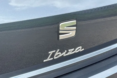 27 of 40 for SEAT Ibiza 1.0 TSI FR Euro 6 (s/s) 5dr