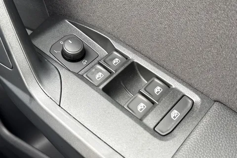 32 of 40 for SEAT Ibiza 1.0 TSI FR Euro 6 (s/s) 5dr