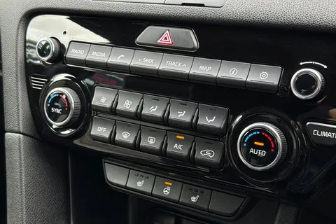 GK18RUY Kia Sportage 1.6 T-GDi GT-Line S DCT AWD Euro 6 5dr Thumbnail #23