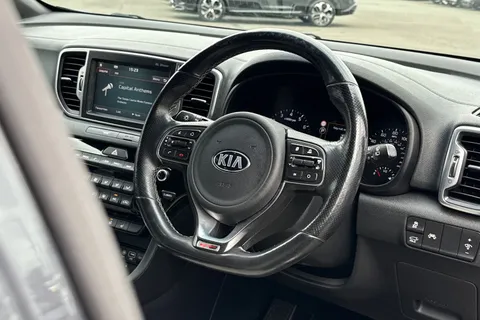 GK18RUY Kia Sportage 1.6 T-GDi GT-Line S DCT AWD Euro 6 5dr Thumbnail #32