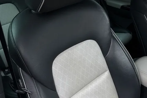 GK18RUY Kia Sportage 1.6 T-GDi GT-Line S DCT AWD Euro 6 5dr Thumbnail #36